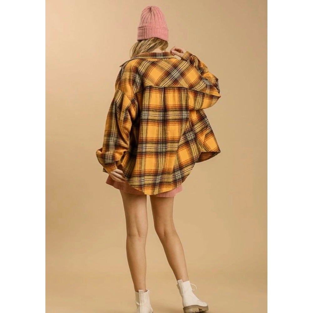 Umgee Plus 2X Mustard Orange Plaid Oversized Shacket Flannel Button Top NWT - Picture 3 of 8